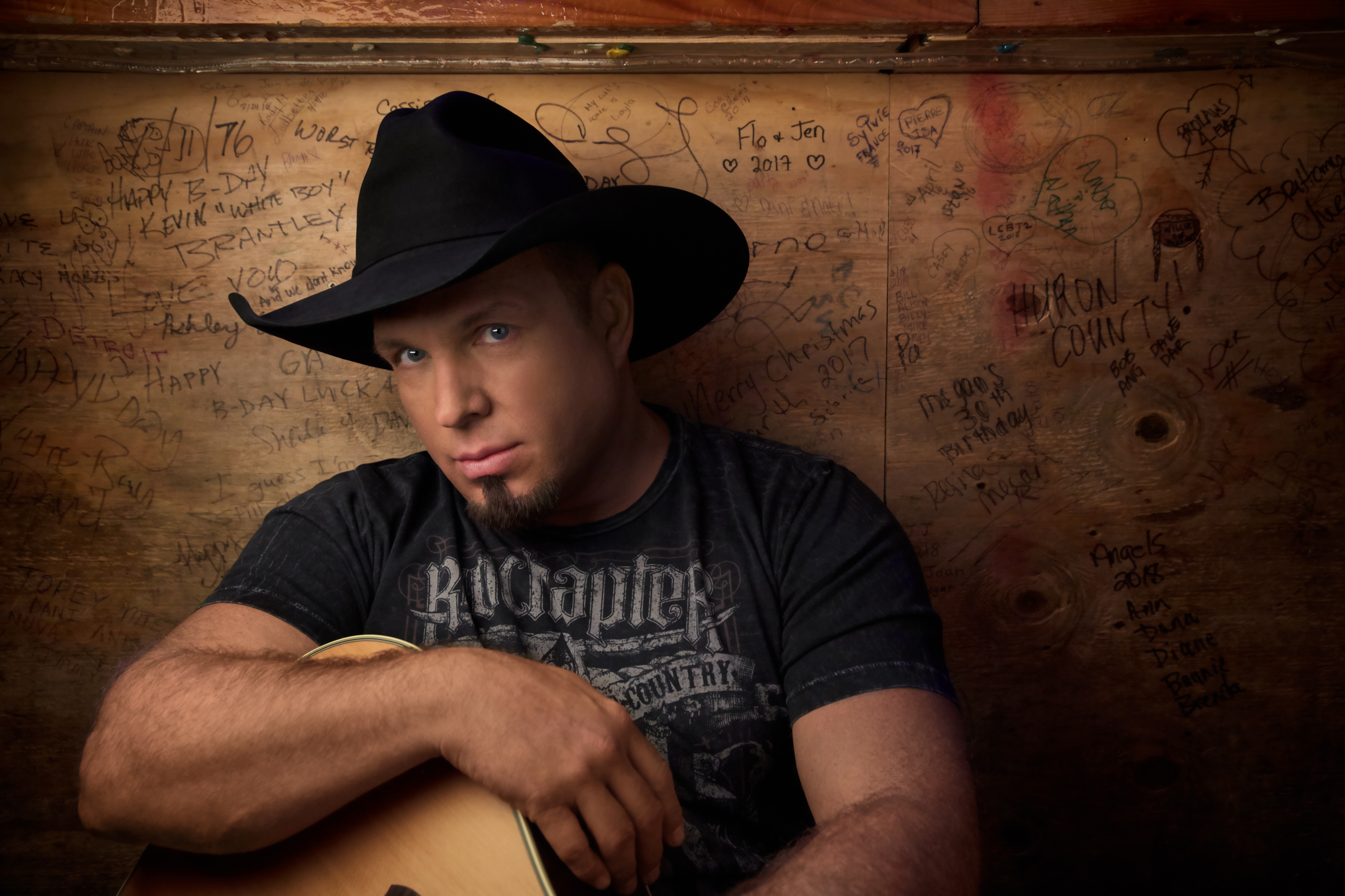 Garth Brooks Rosemont