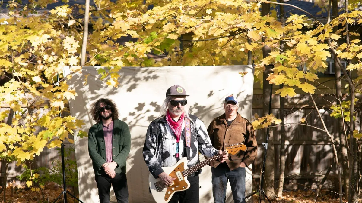 Dinosaur Jr.