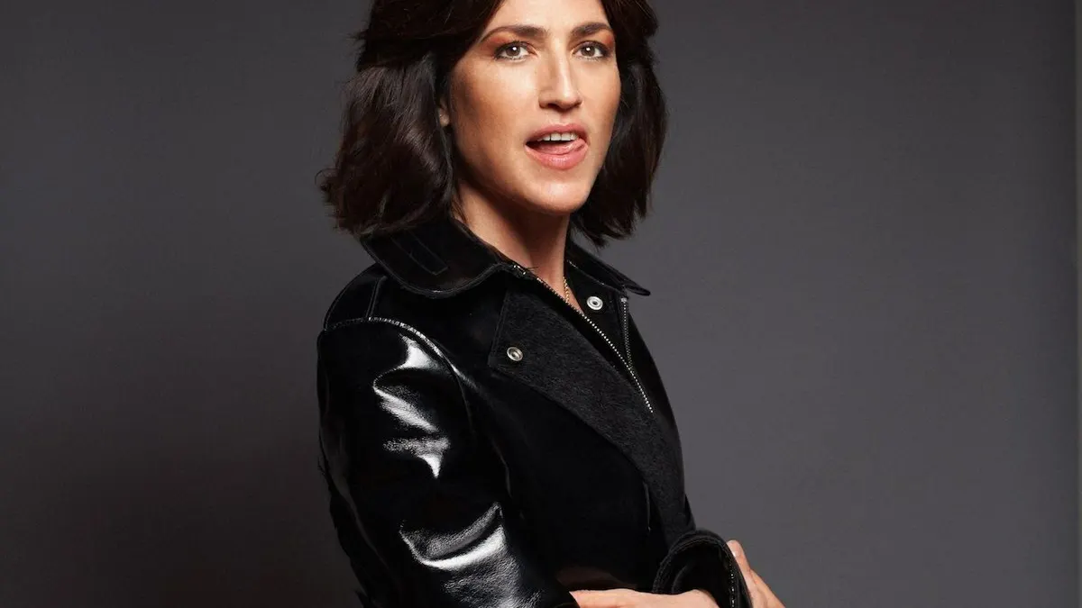 Joan as a Police Woman