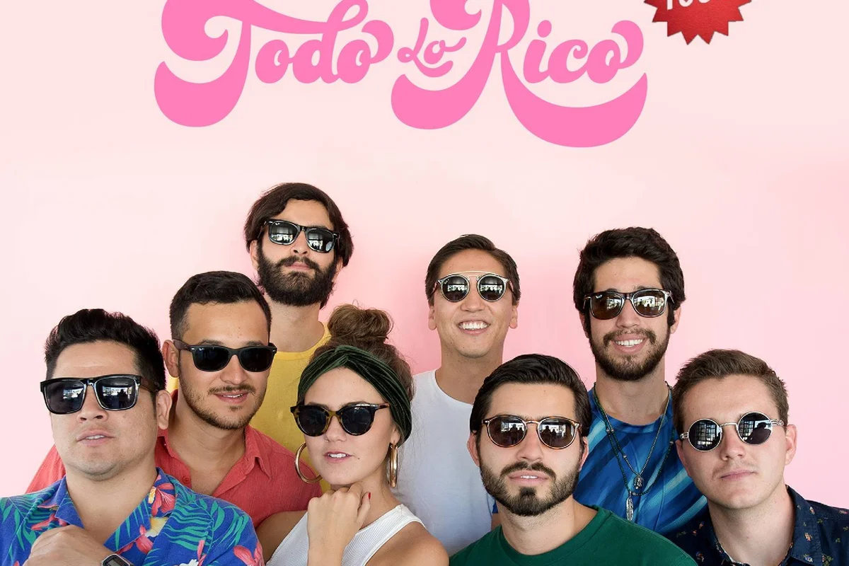 La Garfield & María Centeno Mexico