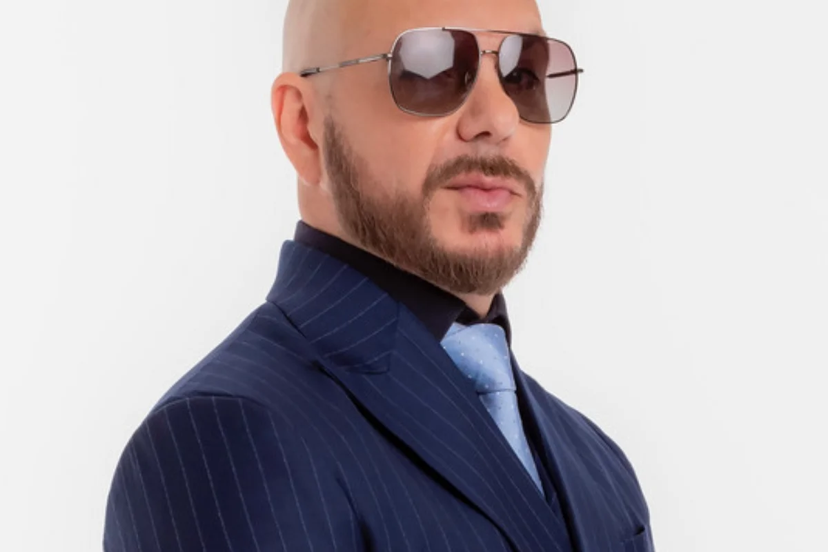 Pitbull - Roundhay Festival